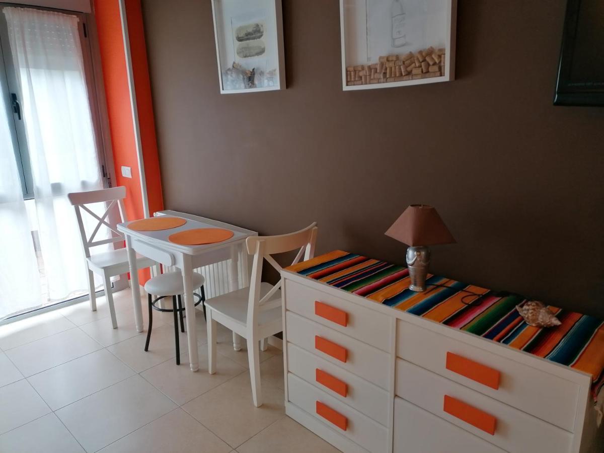 Apartamentos Mar Y Ola 1 Posada De Llanes Exteriér fotografie